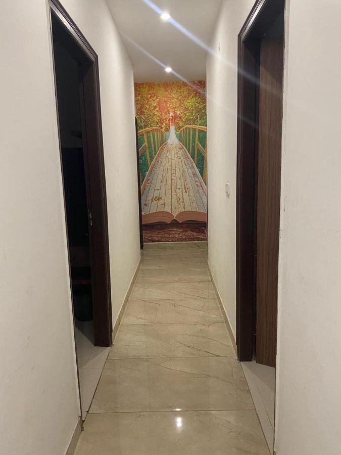 Hotel Hollywood - Family Hotel Zirakpur Kültér fotó